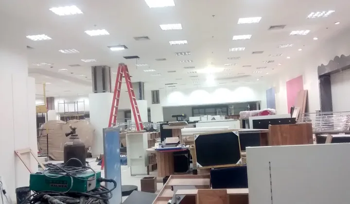 Imagem de instalação elétrica comercial